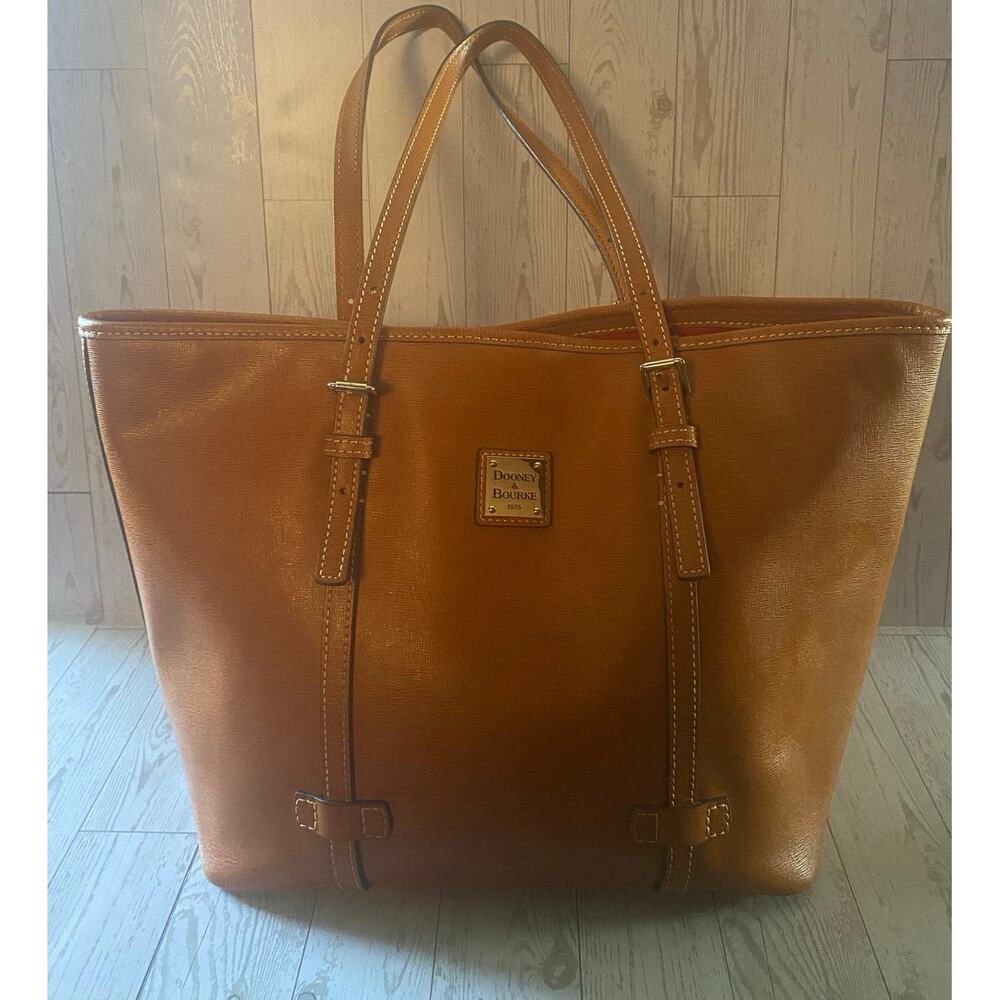 Dooney & Bourke Saffiano Leather Large Tote Bag Tan Cognac Shoulder Purse - Picture 2 of 8